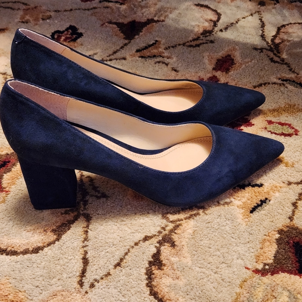 Marc Fisher Navy Suede Pointed-Toe Heels - Picture 4 of 9
